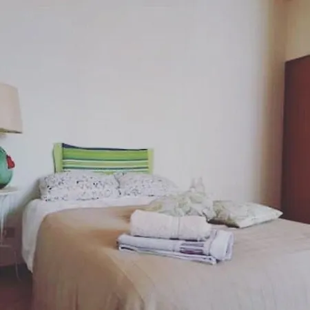 לינה וארוחת בוקר Lacasadellecosebelle רג'ו אמיליה